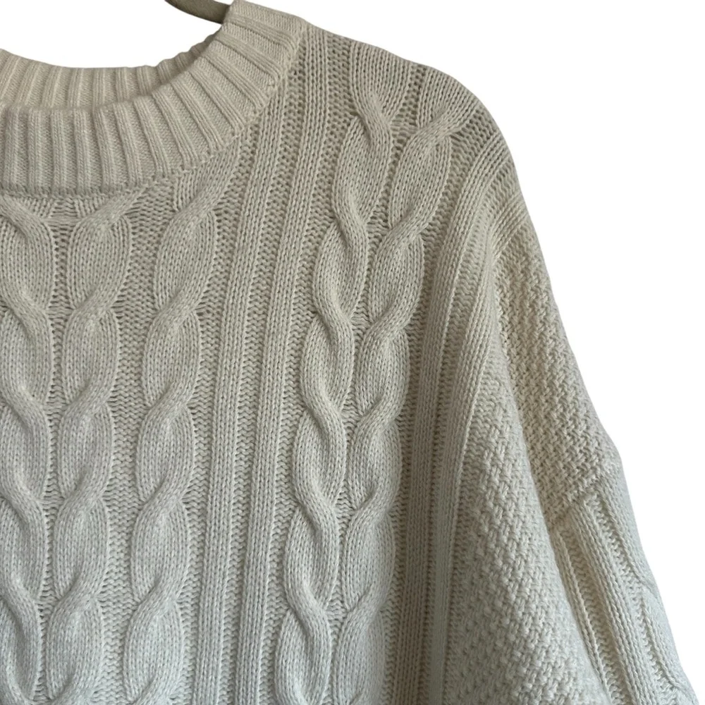 Banana Republic Italian Cashmere Blend Cable Knit Sweater Oversized Medium - Picture 6 of 13
